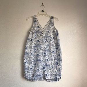 Linen dress with pockets